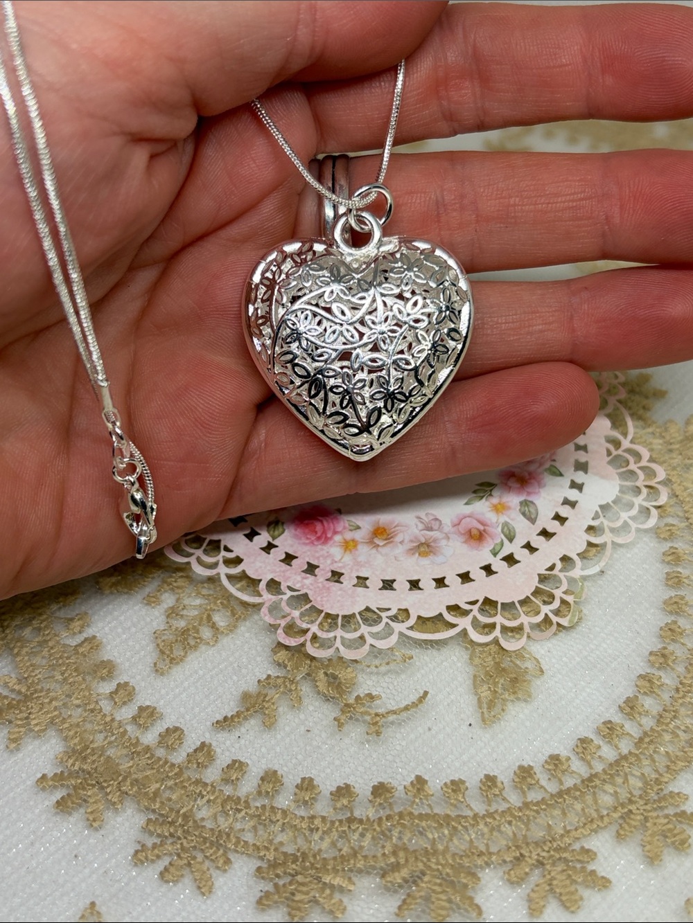 925 Sterling Silver 3D Floral Filigree Heart Pendant Necklace French Market